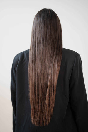 Lange Dunkle Extensions